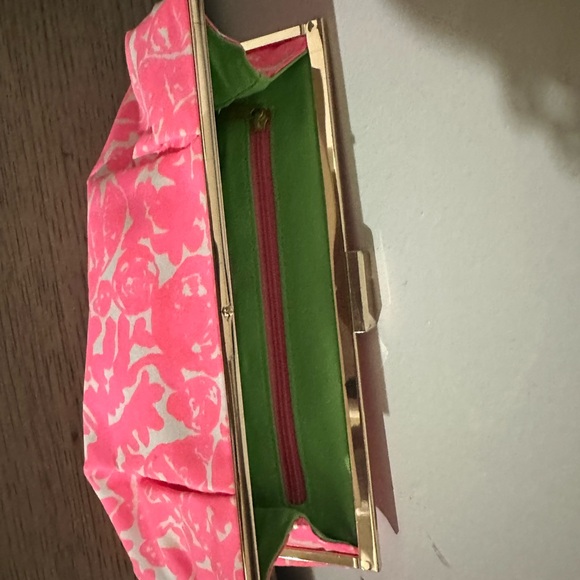 Lilly Pulitzer - Picture 3 of 3